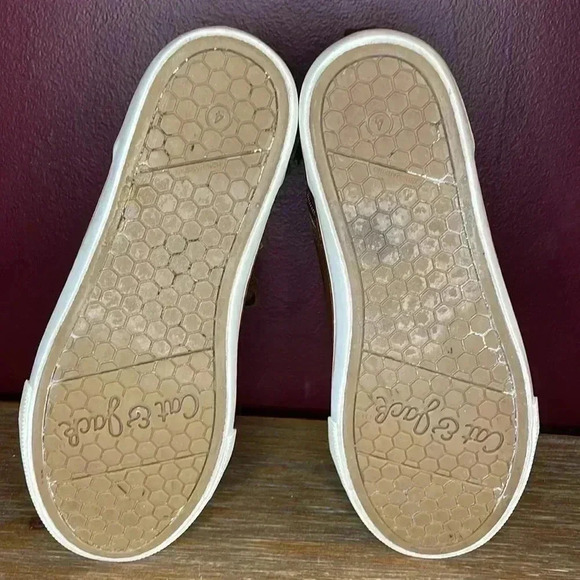 Cat & Jack Kid’s 4 Cognac Brown Florian Lace Up Side Zip Shoes - Picture 8 of 8